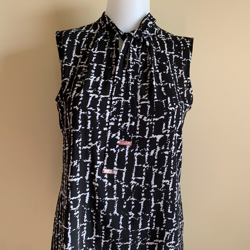 NWOTCalvin Klein Black/White Shell w/Tie Collar XS